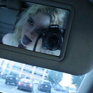 Meet your Posher, Ava